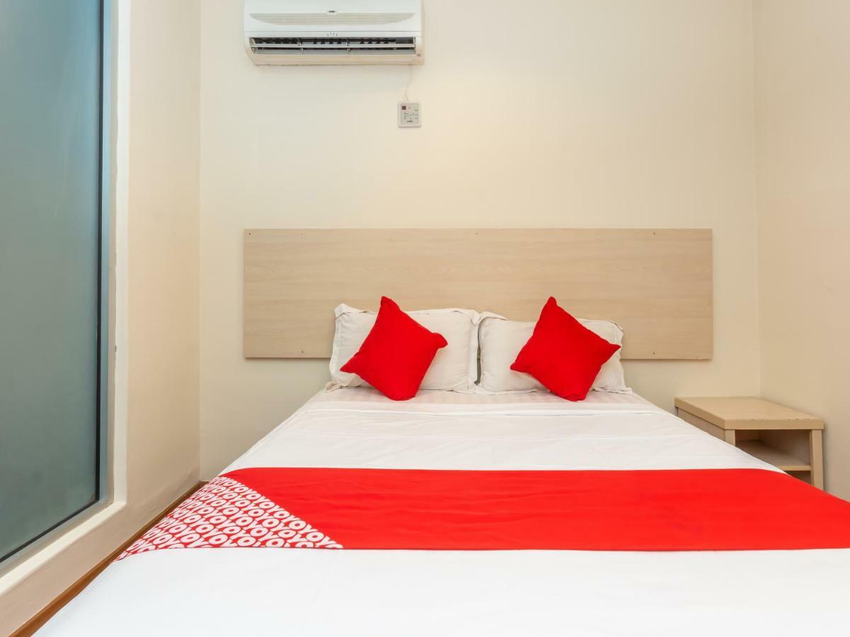 Oyo 1158 906 Airport Hotel Malacca ภายนอก รูปภาพ