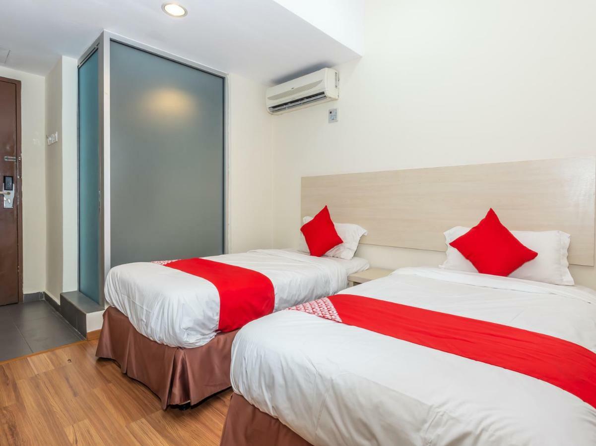 Oyo 1158 906 Airport Hotel Malacca ภายนอก รูปภาพ