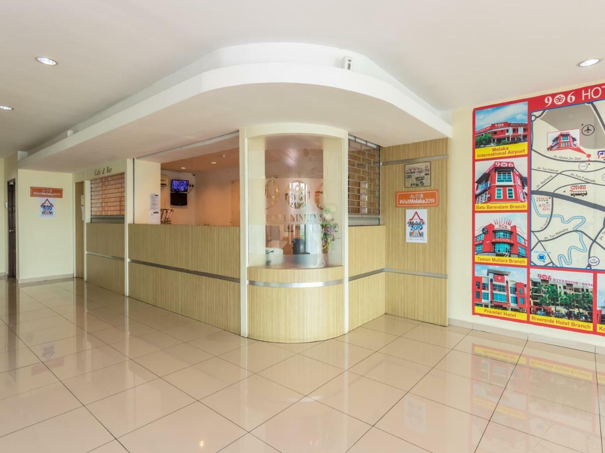 Oyo 1158 906 Airport Hotel Malacca ภายนอก รูปภาพ